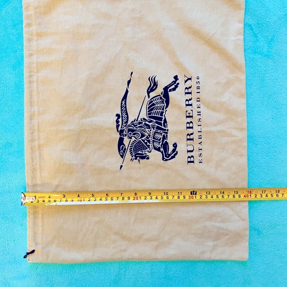 Authentic Burberry large dust bag. - Picture 1 of 2